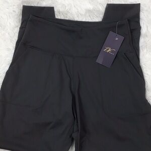 Dragon Fit gray joggers pants S NWT